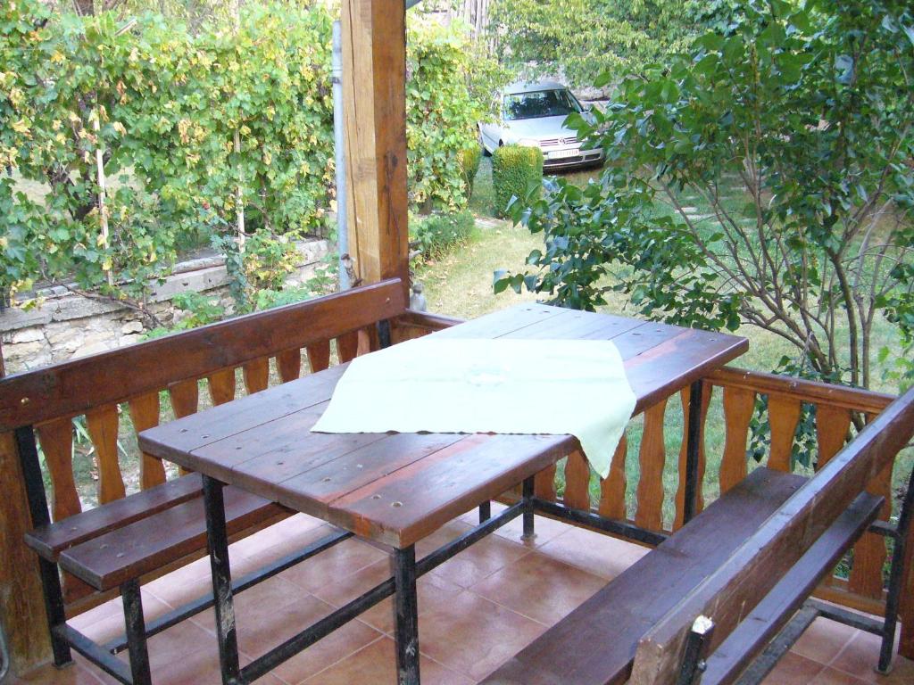 Guest House With The Wooden Plough room 6