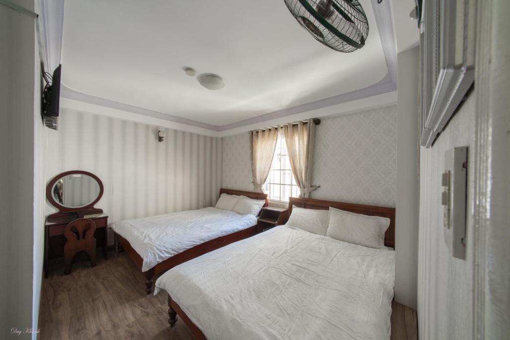 Thiên Thanh House room 1