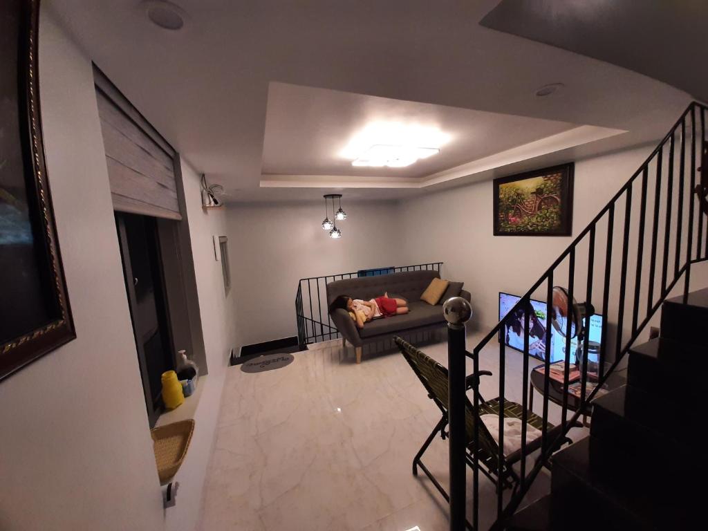 Thom's Homestay room 5
