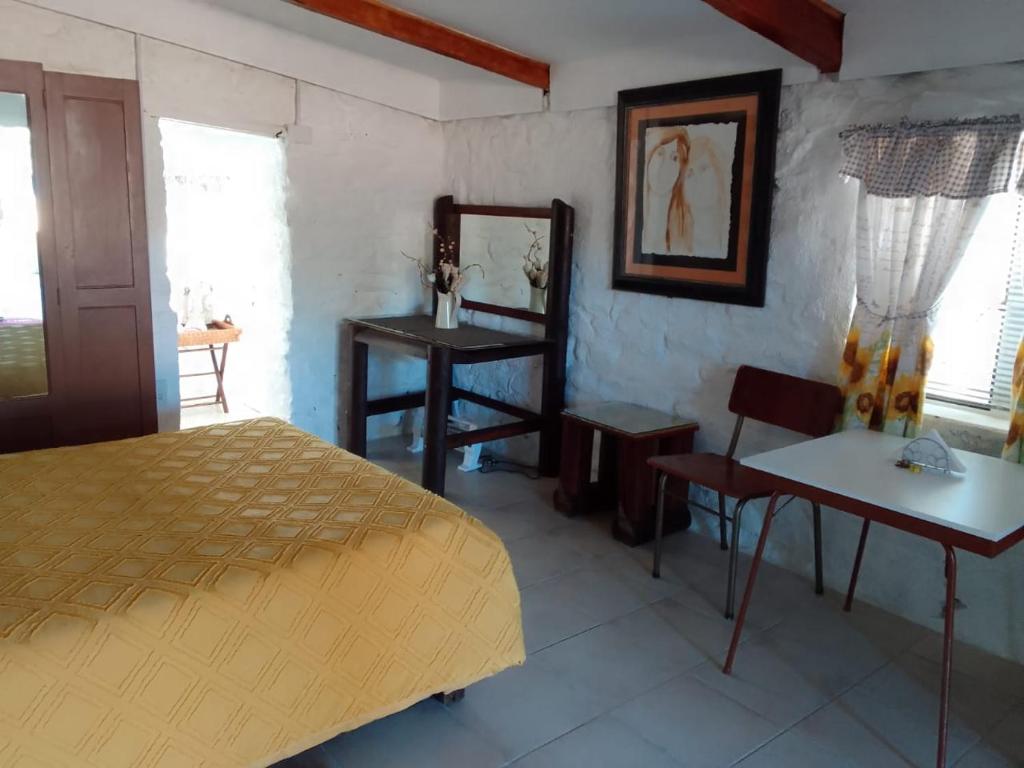 Thys'e Kombuis & Guest House room 6