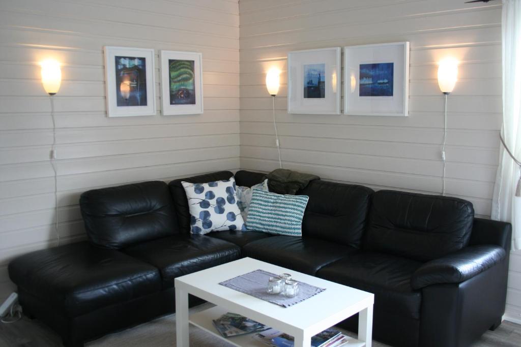 Tinabua Rorbu Lofoten room 4