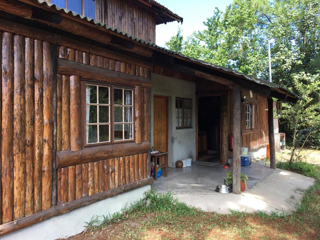 Toad Tree Cabins room 3
