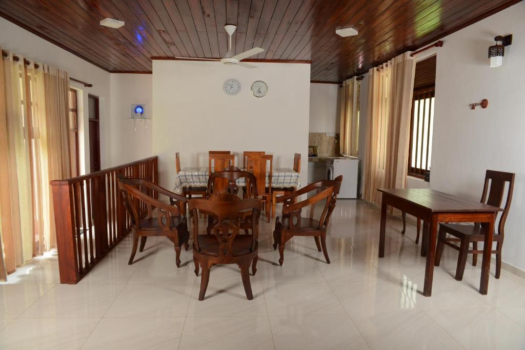 Tooman Villa room 4