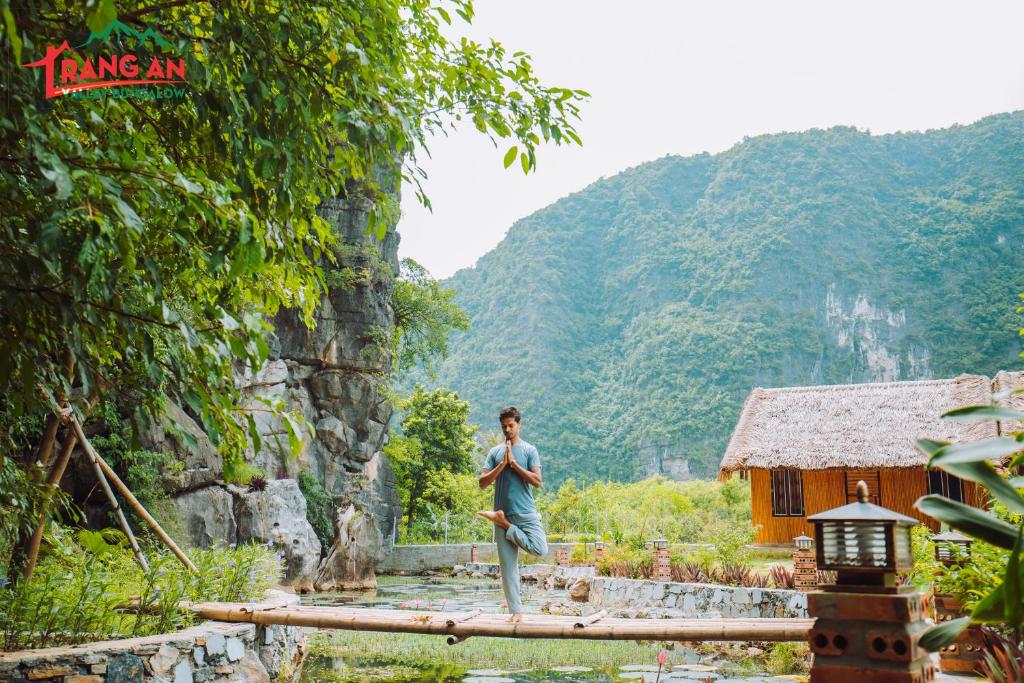 Trang An Valley Bungalow room 2