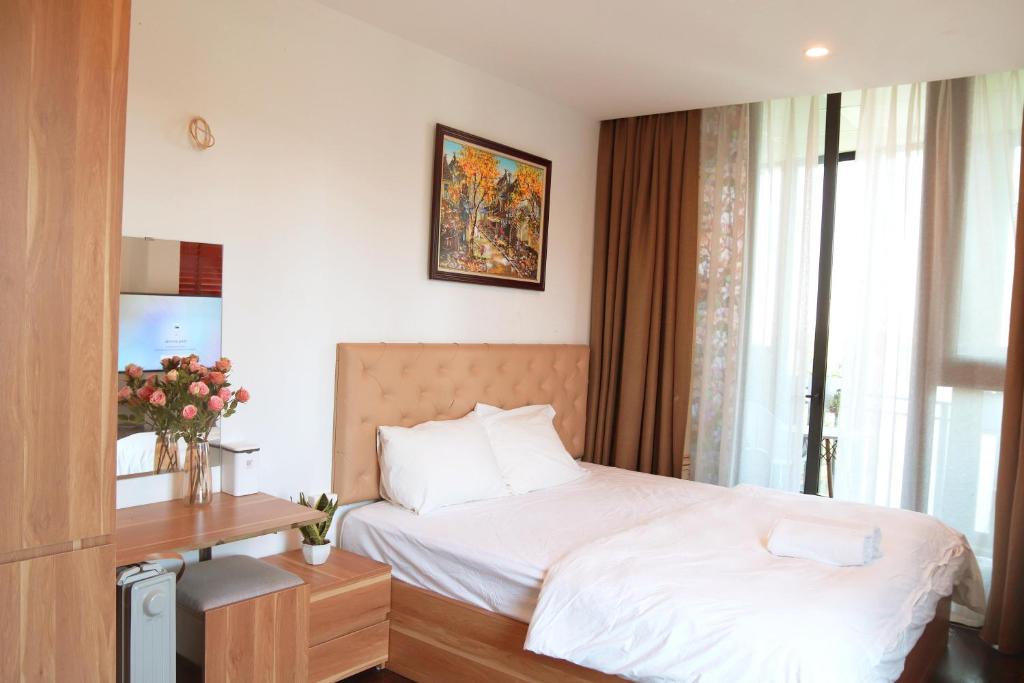 Ha Noi Truc Bach Lake View Studio room 1