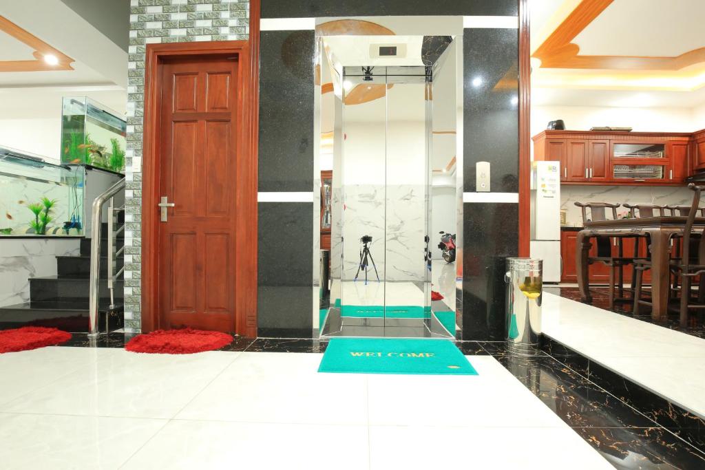 Tuyết Minh Hotel room 5