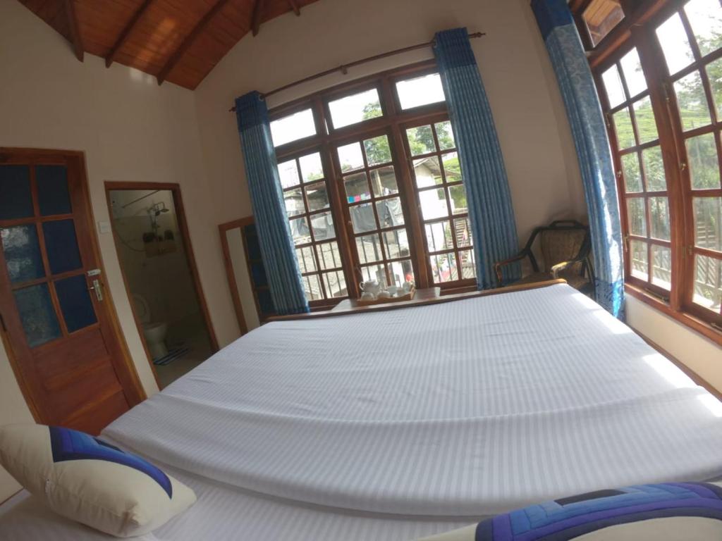 Ulpatha Guest House room 5