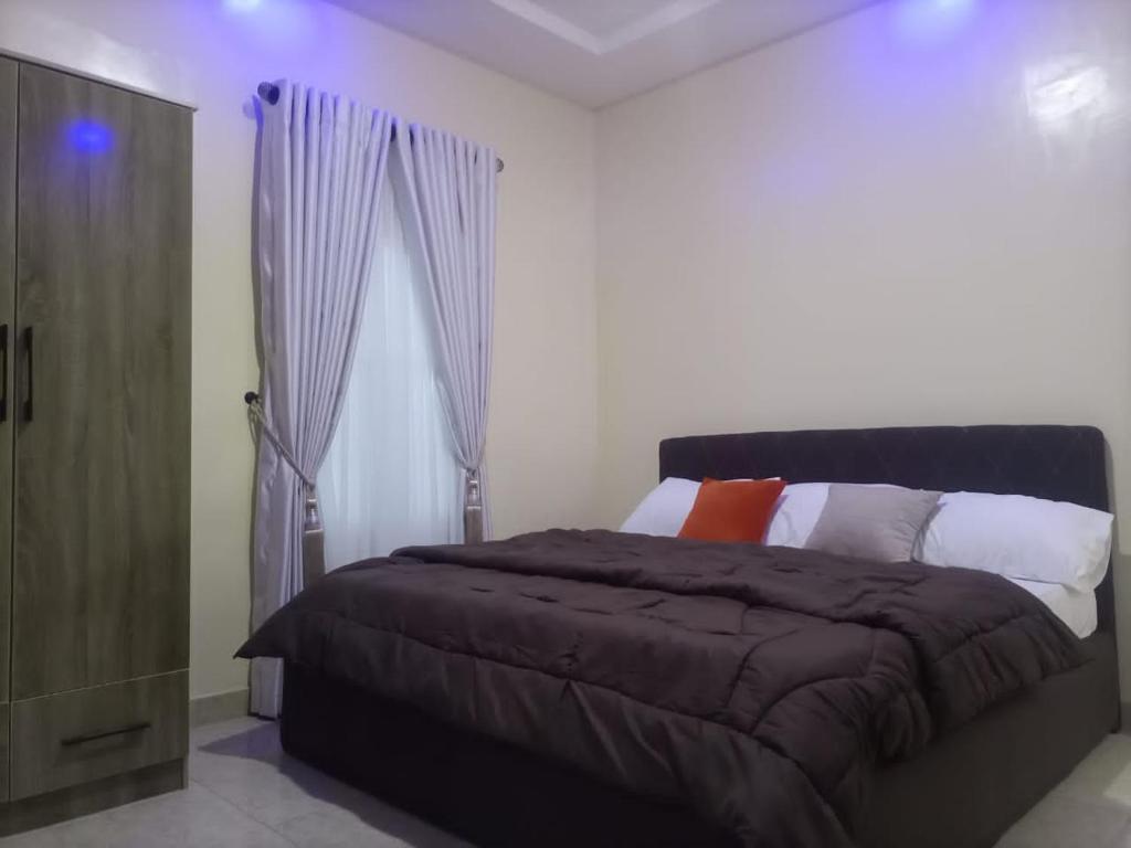 Unique Grace Apartment room 3