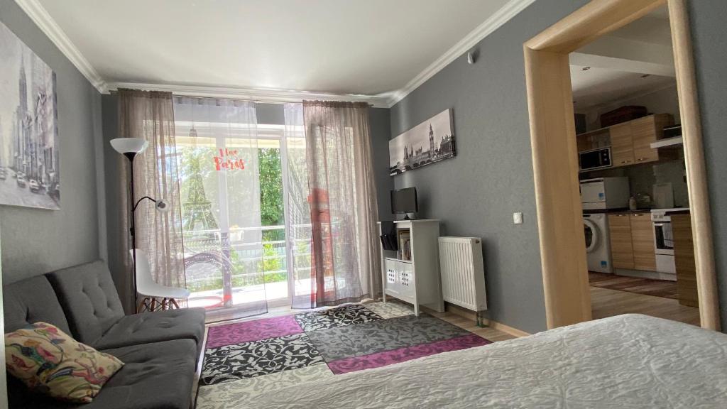 Upes Apartment room 1