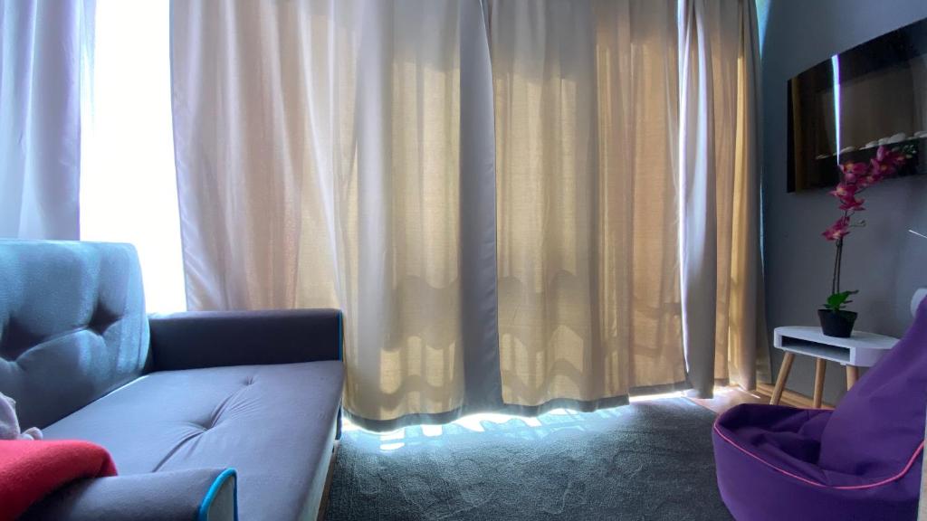 Upes Apartment room 2