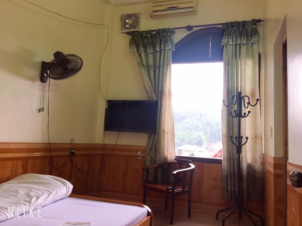 Vân Anh Guesthouse room 2