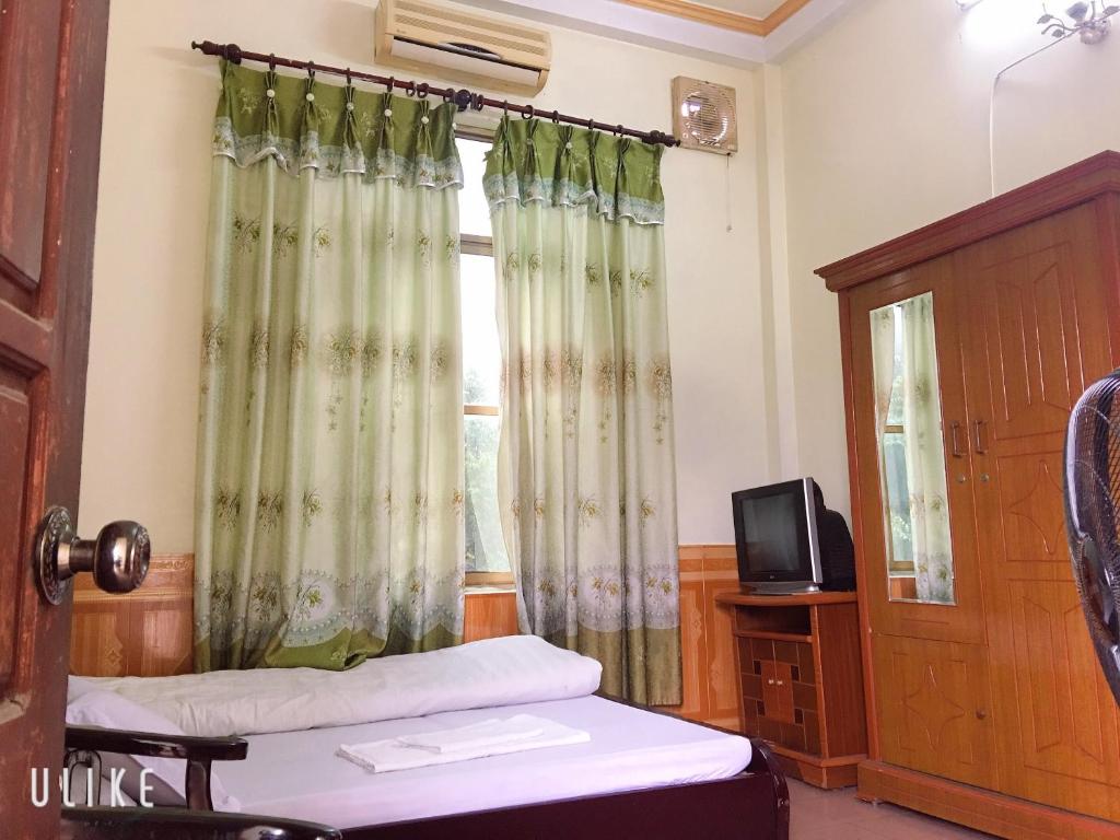 Vân Anh Guesthouse room 5