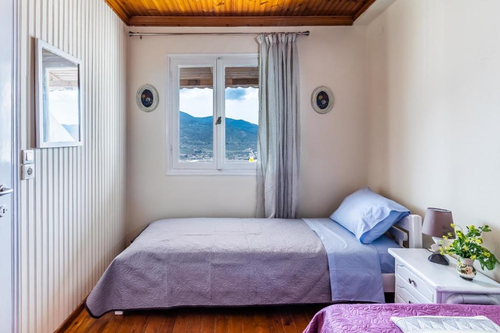 VASIA House room 3