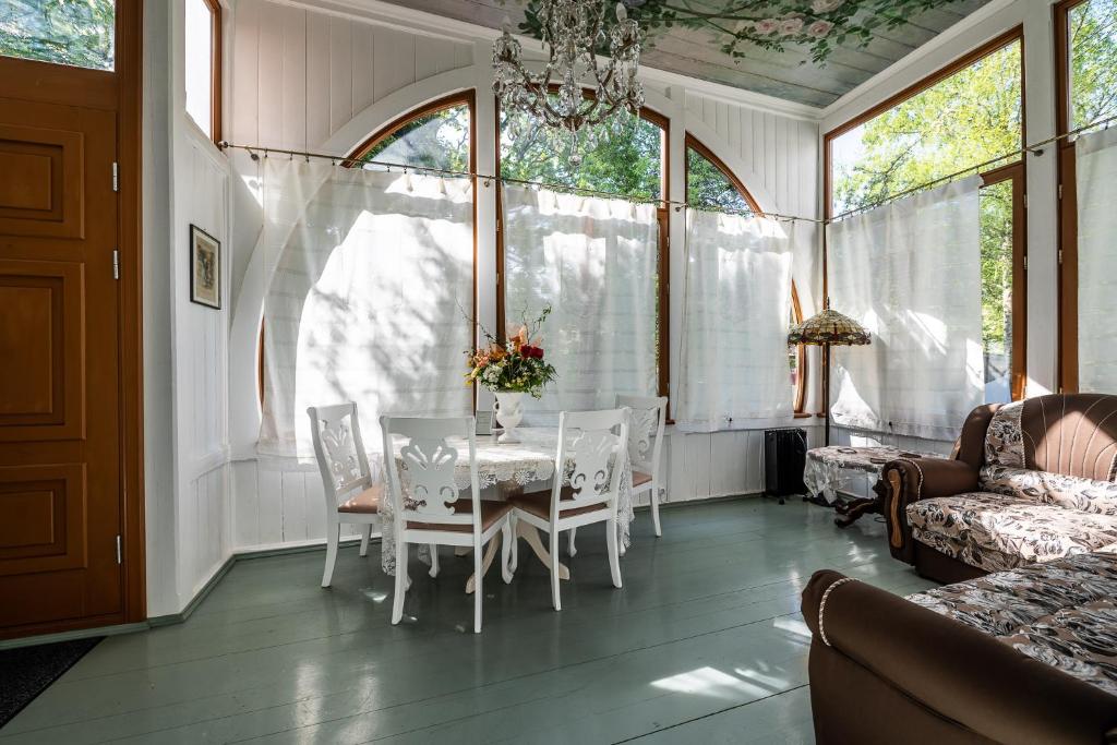 Veranda Suite room 1