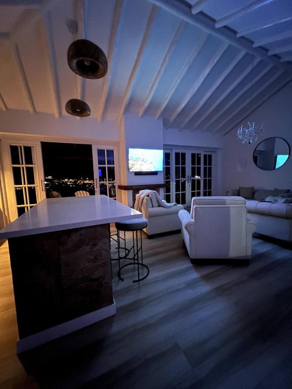 Victorias Villas room 1