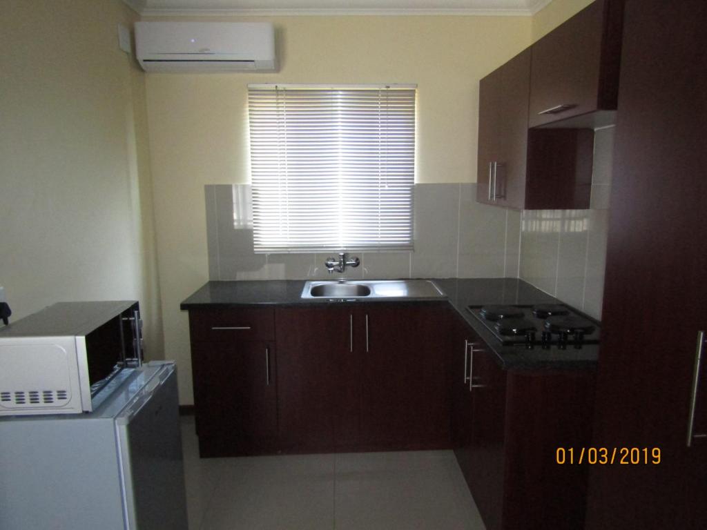 Vido Lodge and Conference Centre room 1