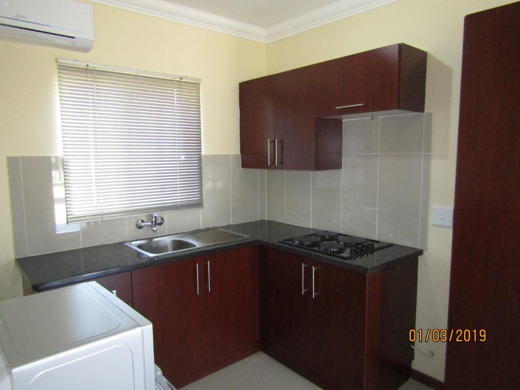 Vido Lodge and Conference Centre room 2