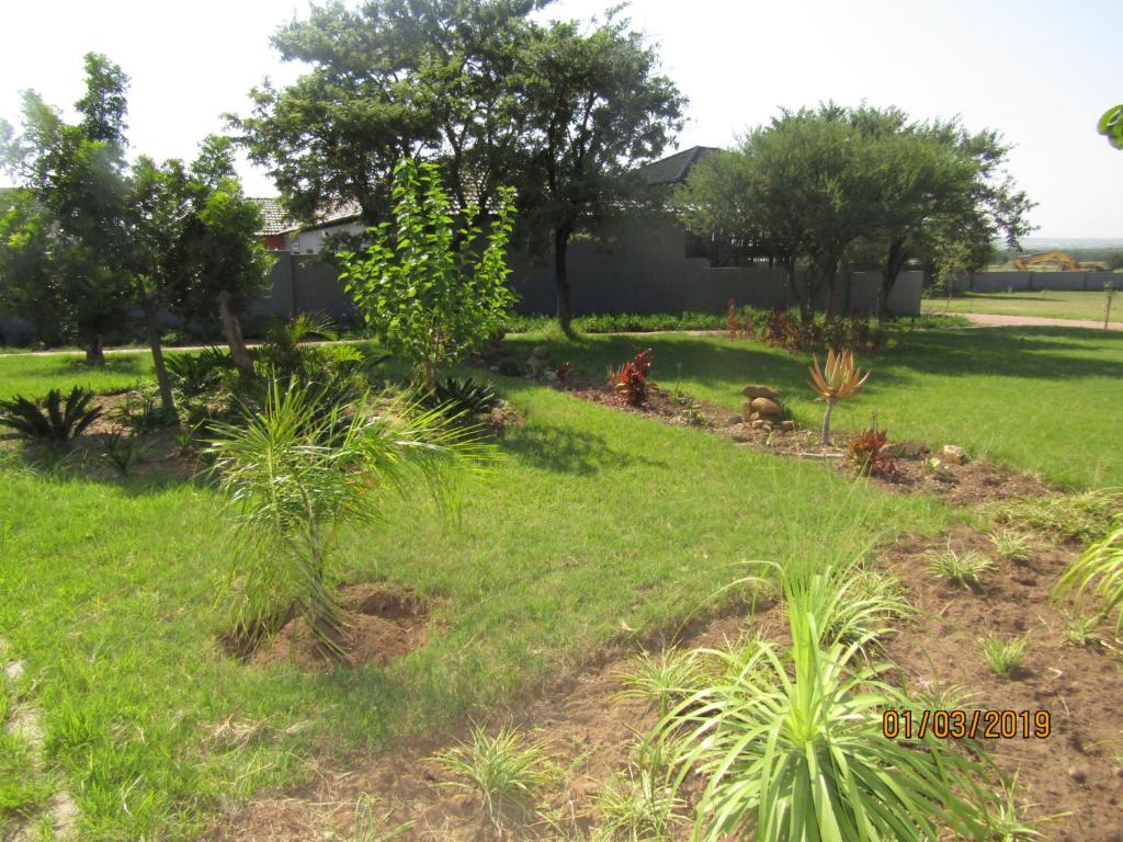 Vido Lodge and Conference Centre room 5