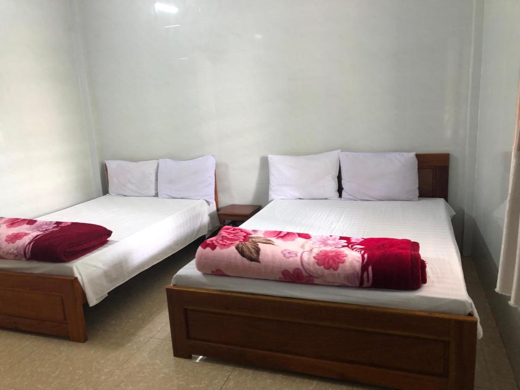 Viet Long 2 Hotel room 3