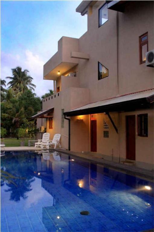 Villa 61 room 1