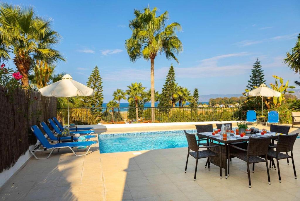 Villa Antigoni room 6