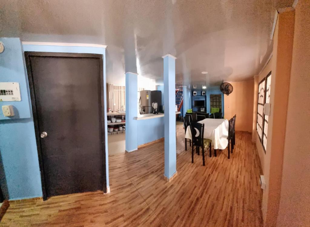 Villa Bruselas room 5