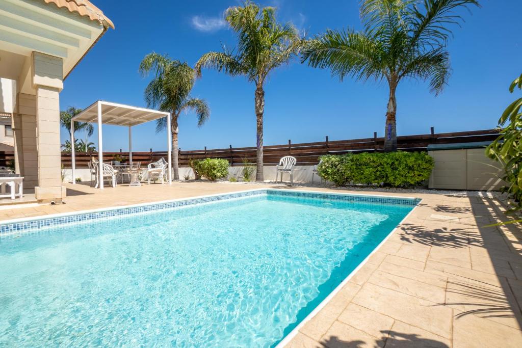 Villa Chill and Joy room 1