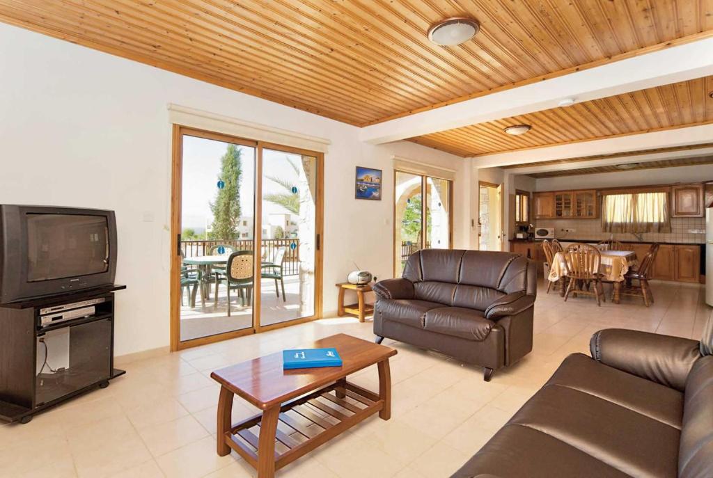 Villa Chrisandria room 5