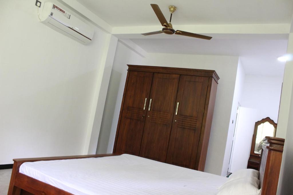 Villa Diorama room 1