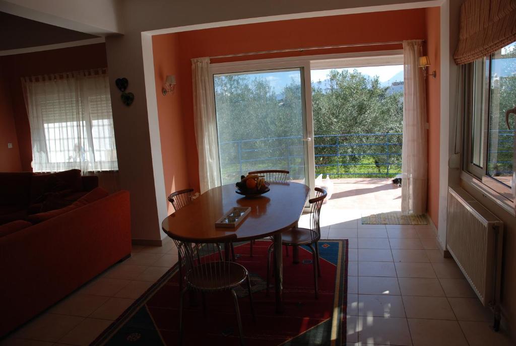 Villa Italiana room 6