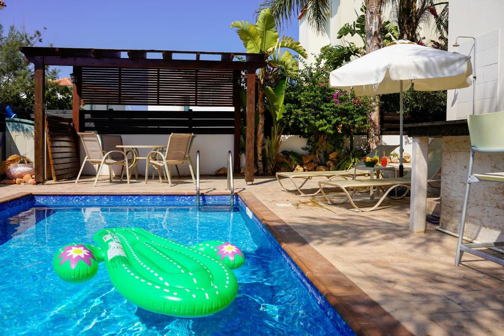 Villa Sirena room 4