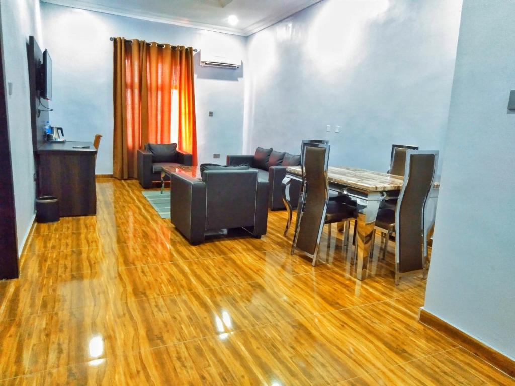 Wetland Hotel room 6