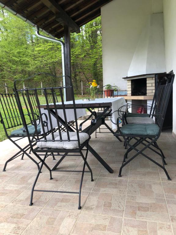 Wildwood Villa room 2