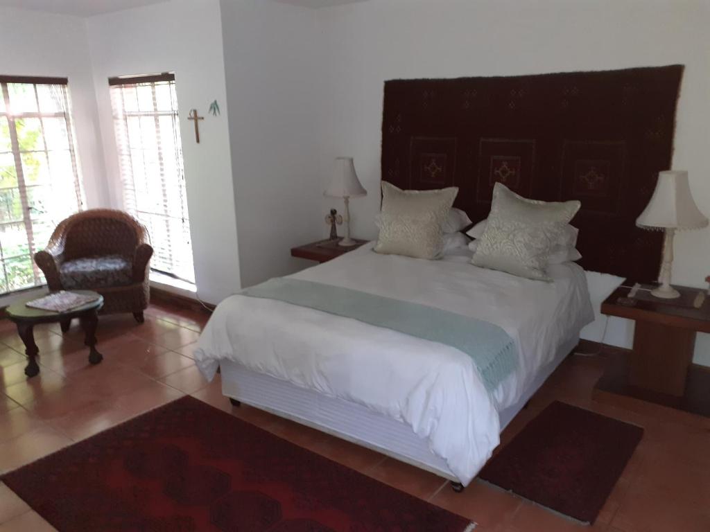 Willow Ellipsis room 3