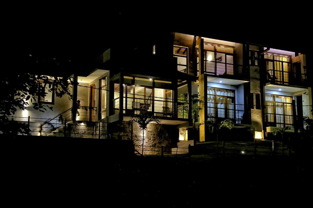 Windgate Villa Kandy room 5
