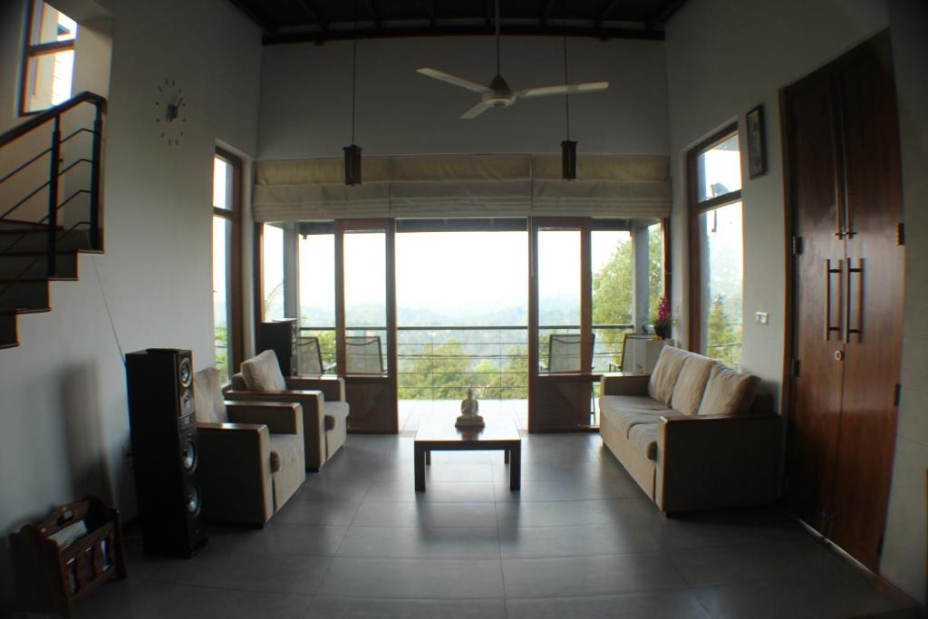 Windgate Villa Kandy room 6