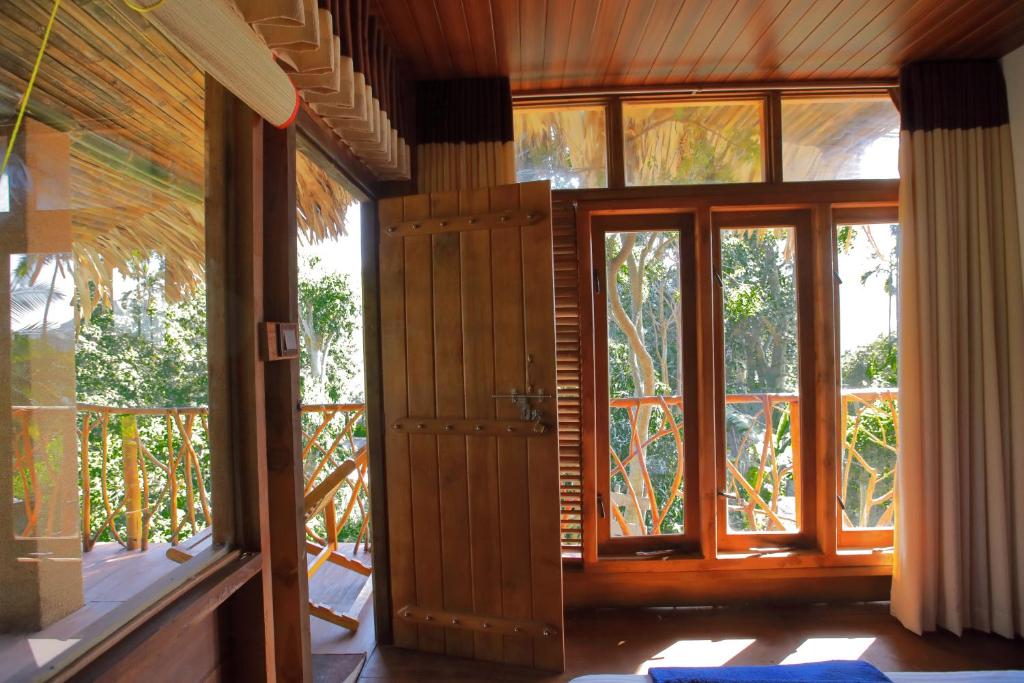 Winsome & The Tree House room 4